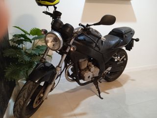 Daelim Roadwin 125cc Moto