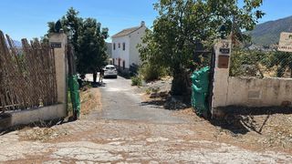 Parcela de 30.000 m2 para vivienda o casa rural