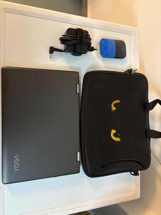 Portátil Lenovo 11.6 pulgadas Negro y Azul