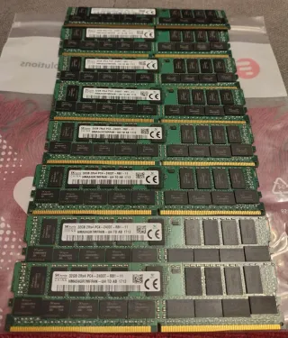Kit 256gb de RAM DDR4 2400 ECC REG SK Hynix 8x32Gb