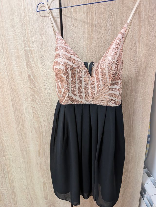 Vestido lentejuelas negro y dorado