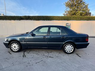 Mercedes-Benz Clase C 2000