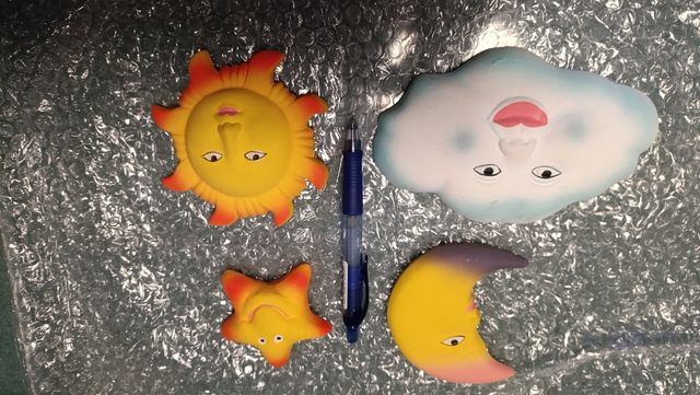 Figuras de escayola: sol, luna, estrella y nube