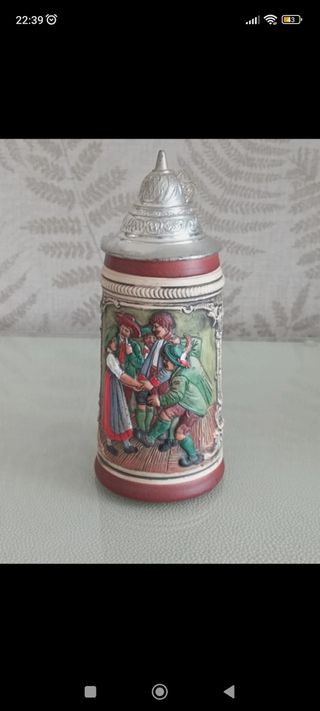 Collezione di boccali di birra tedeschi