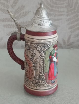 Collezione di boccali di birra tedeschi