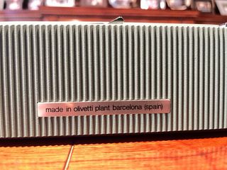 Máquina de escribir Olivetti Lettera 32