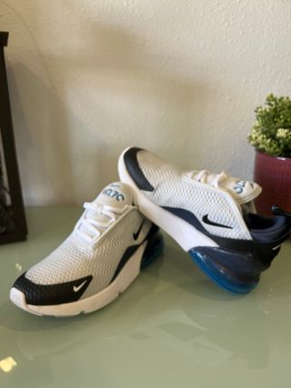Nike Air Max 270 niño