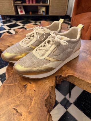 Zapatillas Michael Kors Mujer Beige y Dorado