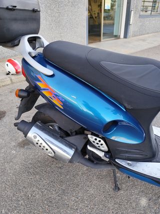 Ciclomotor Kymco 50 cc Azul