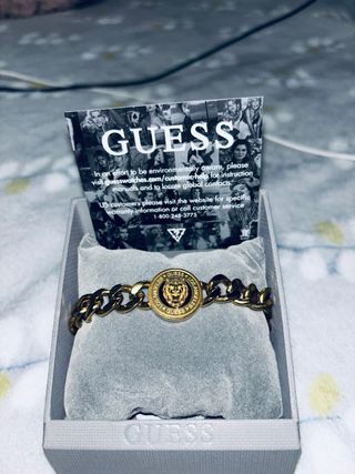 Pulsera Guess Chapada en Oro muy buen estado 