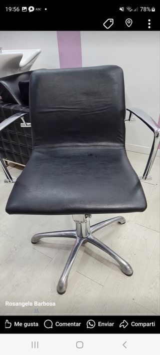 Sillón de peluquería negro