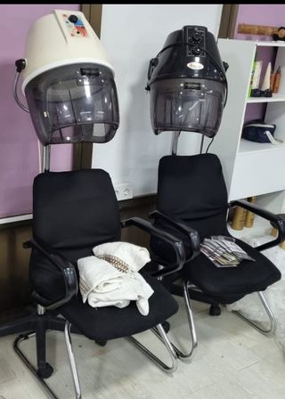 Sillón de peluquería negro