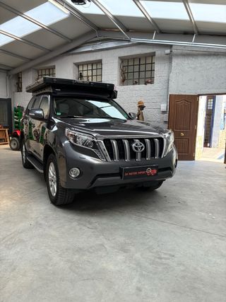 Toyota Land Cruiser 150 2016