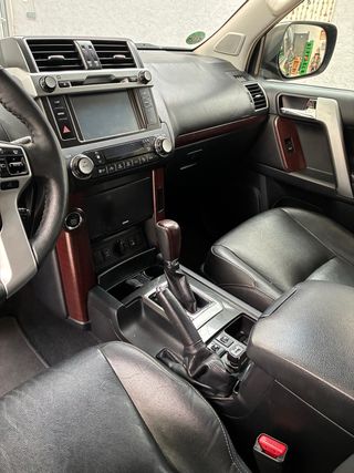 Toyota Land Cruiser 150 2016