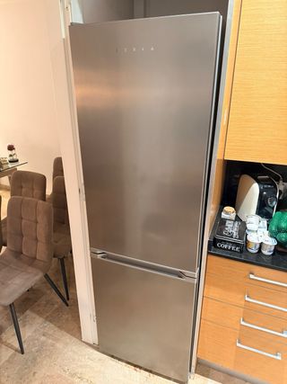 Nevera Perla combi plateada
184x54x61