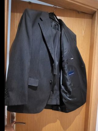 Traje de chaqueta gris hombre