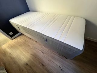 Colchón IKEA Høvåg 90x200cm y Somier Espevär