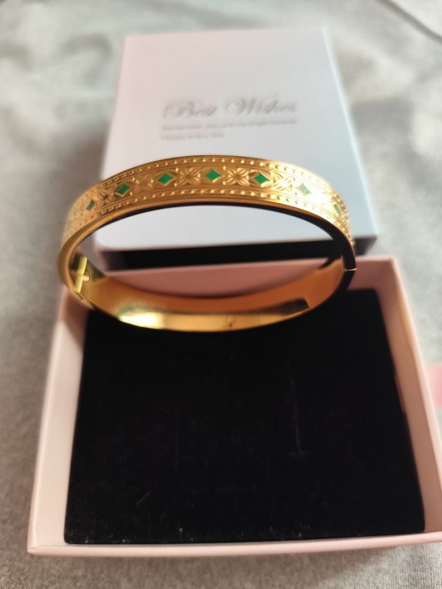 Bracciali in oro eliminato 18 carati