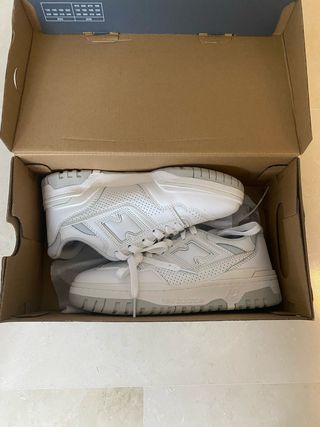 New Balance 550 Gris y Blanco
