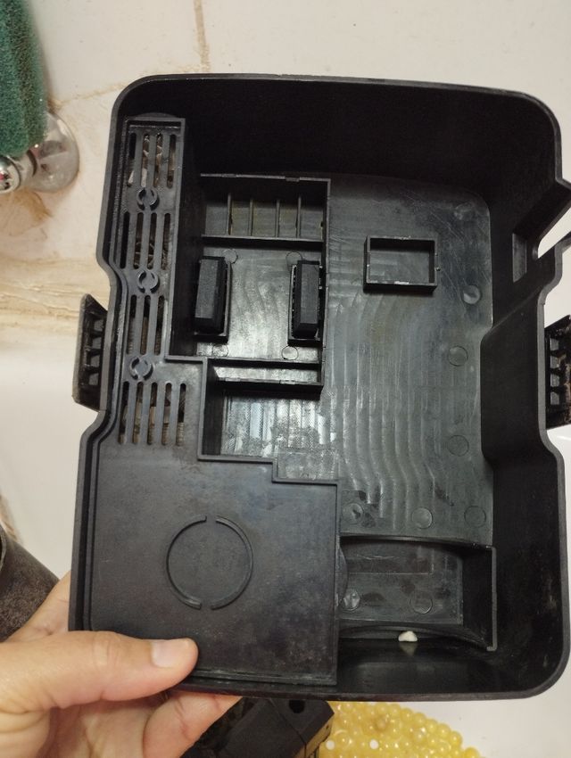 Bomba Estanque 4 en 1 con Filtro