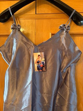 Camisón corto plateado