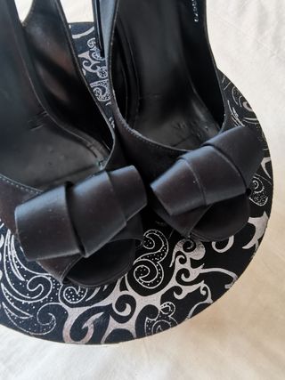 Zapatos de fiesta MARYPAZ negros