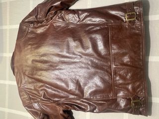 Cazadora de piel moto urbana