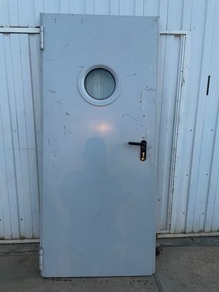 Puerta Cortafuegos con Ventana Redonda