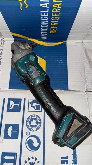 radial a batería makita