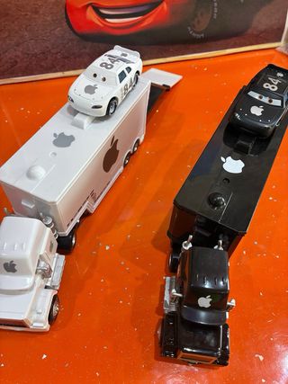Coches y Camiones de metal Cars Apple Nuevos