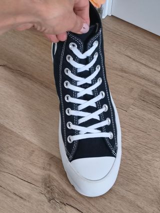 Converse con plataforma talla 40 color negro