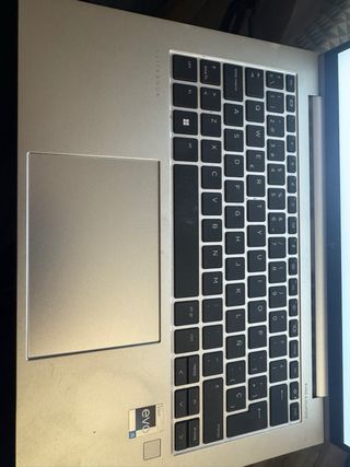 HP EliteBook 1040 G10 i5 Evo