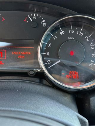 Peugeot 5008 2011