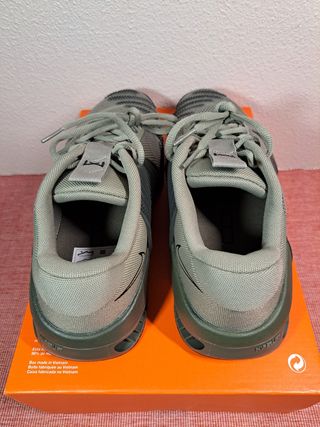 NIKE METCON 9 T42
