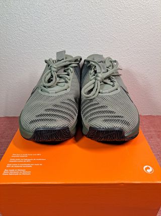 NIKE METCON 9 T42