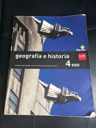 Libro Geografía e Historia 4 ESO Savia SM