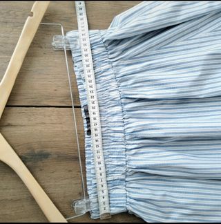 Falda Zara rayas azul y blanco