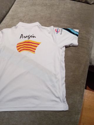 Camiseta pádel T.14/164cm aprox. Impecable sin uso