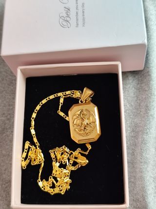 Collar y colgante dragón de oro 18 k.liminado