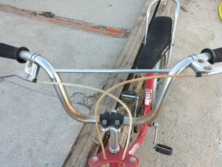 Bicicleta Motoretta Roja