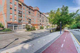 Local comercial en venta en Beraun - Pontika en Errenteria