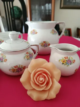 Juego Porcelana antigua con flores