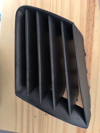 Rejilla Seat Ibiza y Córdoba 6L
