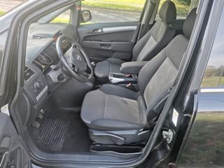 Opel Zafira 2010