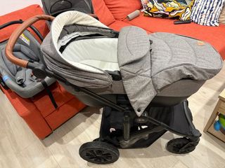 Cochecito de bebé gris, marca Kinderkraft