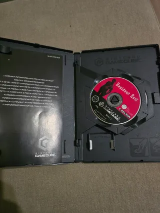Resident Evil para Nintendo GameCube (2 Discos)