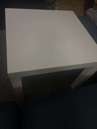 Mesa de centro Ikea blanca de 55x55