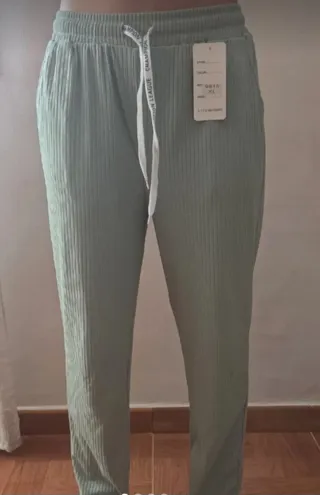 Pantalones de punto calado verde