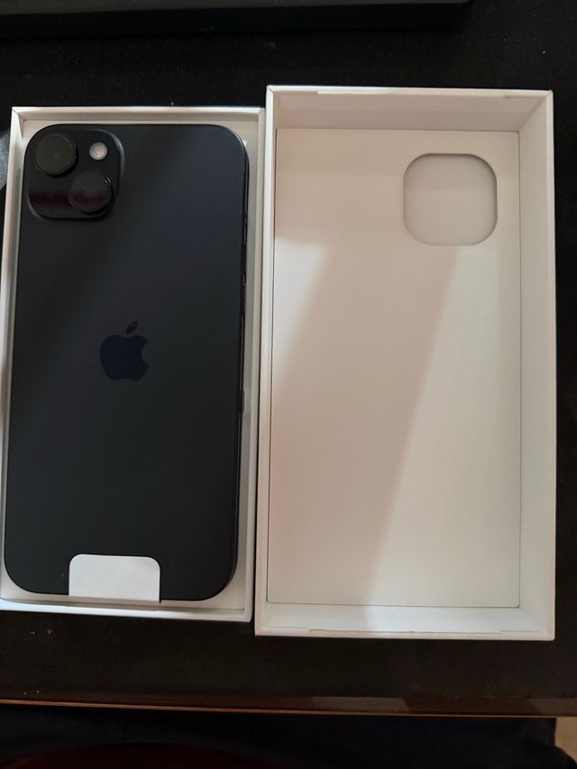 iPhone 15 Plus
