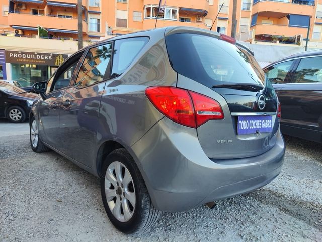 Opel Meriva 2010